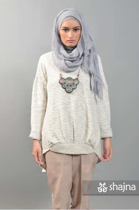 SK459B - SWEATER REIKA KREM