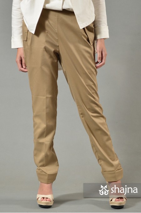 ST066B - CELANA CARRA COKLAT