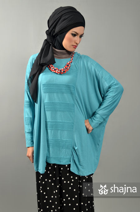 SK338 - BOXY ASYMMETRICAL TOP